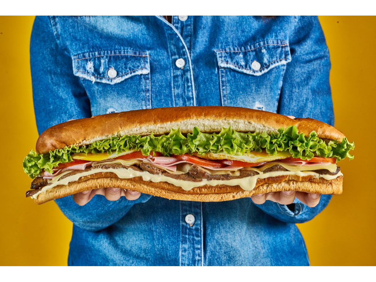 COMPARTIR!!! Combo Super Lomito PANINO + 2 Papas con Huevo