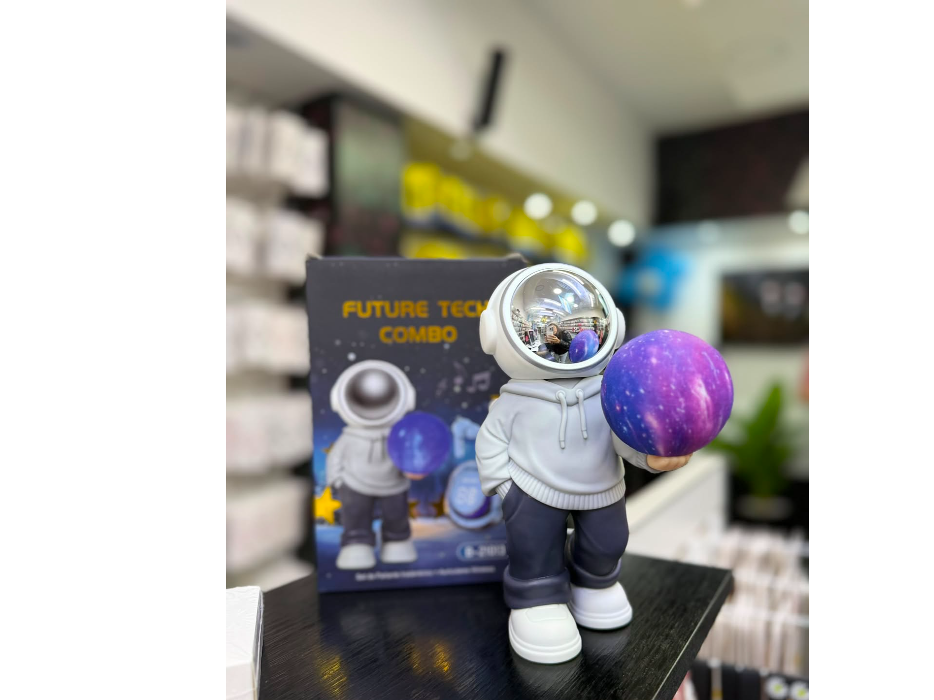 COMBO AURICULAR + PARLANTE ASTRONAUTA / B-21013A