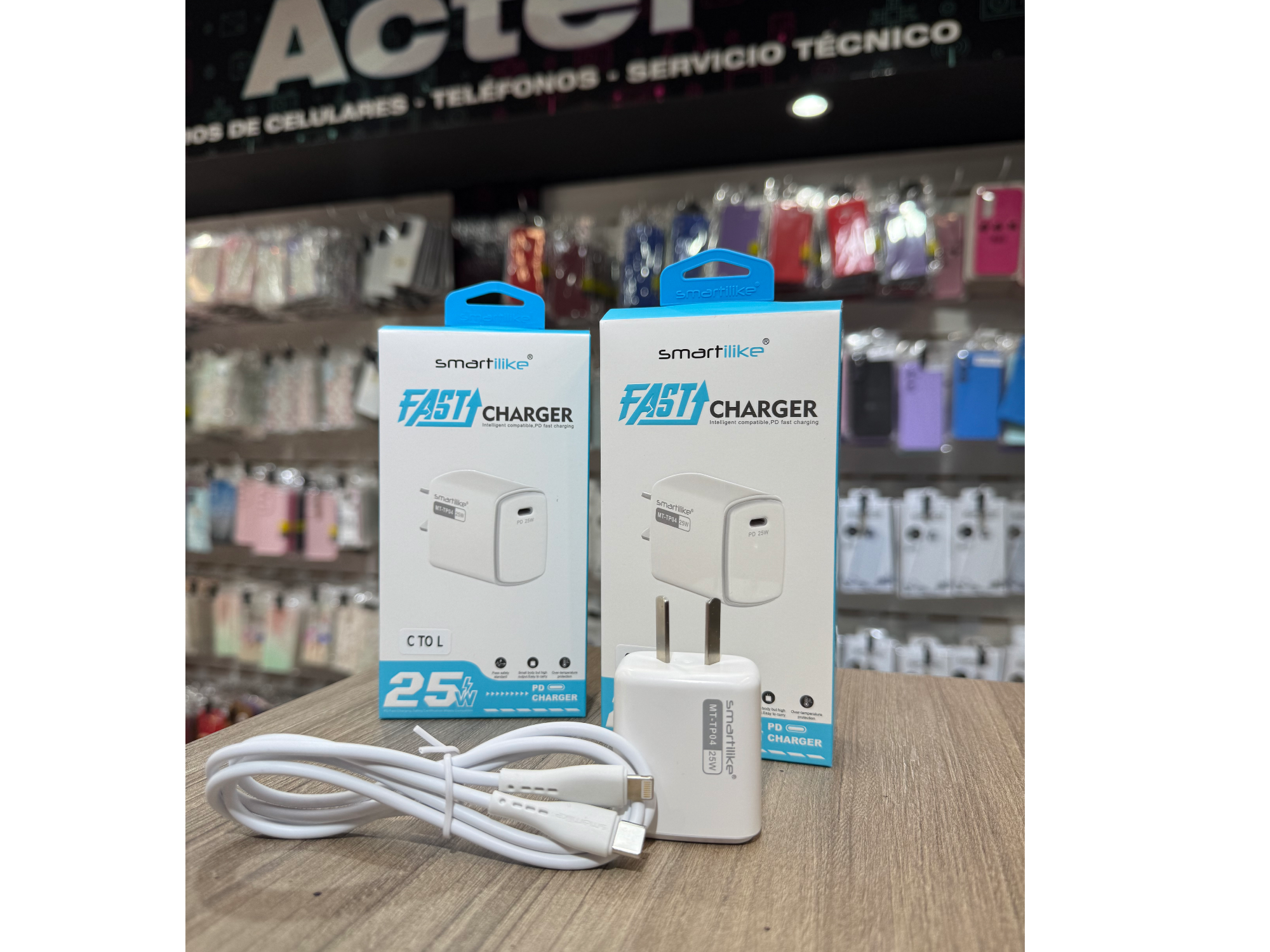CARGADOR 25W  TIPO C / MT-TP04 /  CABLE C - LIGHTNING