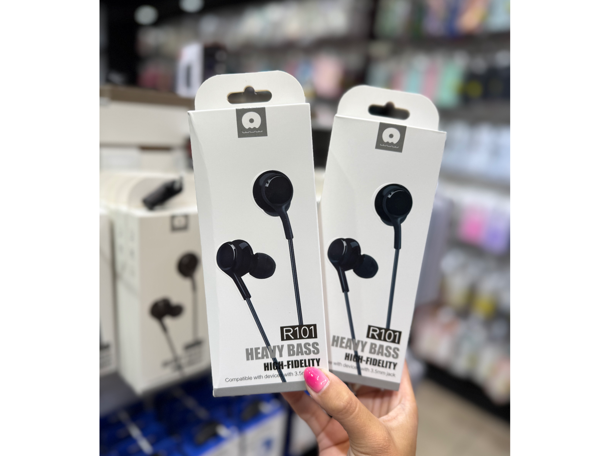 AURICULAR R101 / WUW