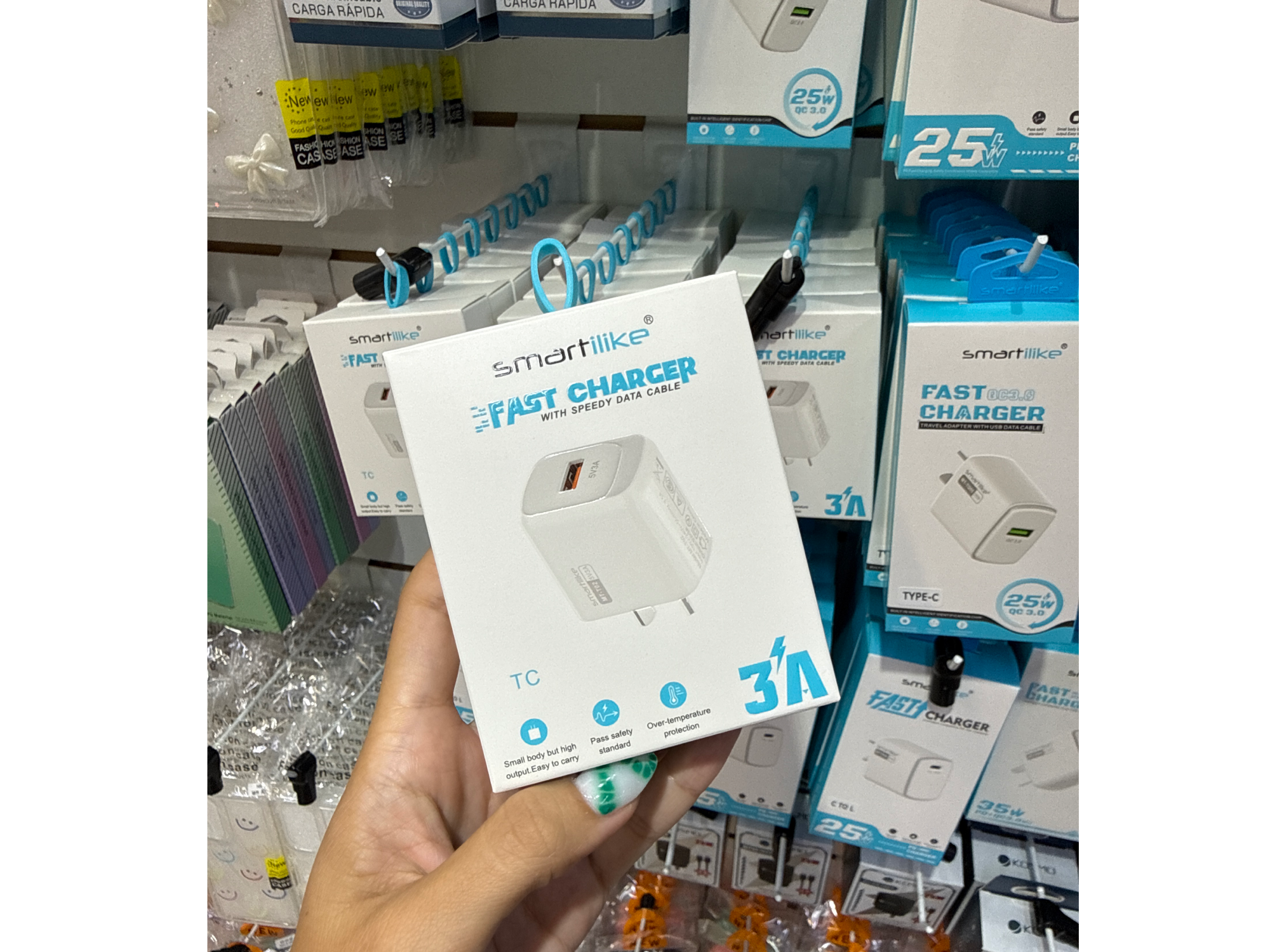 CARGADOR 3A / TIPO C / MT- T02