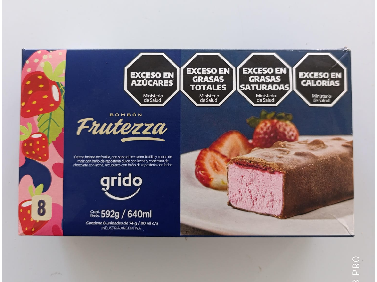 Bombon Frutezza por Caja x 8 Un