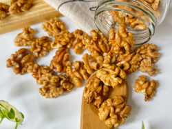 Nueces mariposas blancas