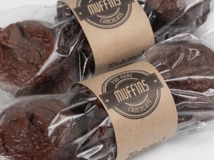 Muffins de chocolate relleno de dulce de leche sin azucar