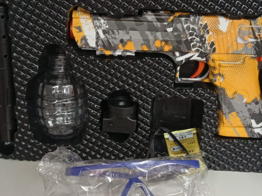 PISTOLA HIDROGEL "DESERT EAGLE" EN CAJA CON VENTANA - COD.: 498 de Sin Igual Tienda