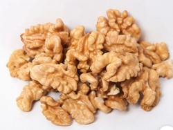 Nuez Blanca Mariposa x 1KG