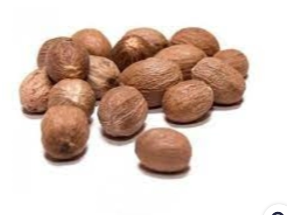 Nuez Moscada en grano x 250 GR