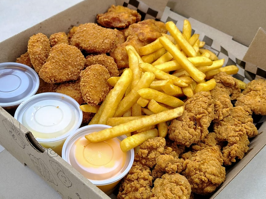 Fritos N° 3 con 5 chiken fingers