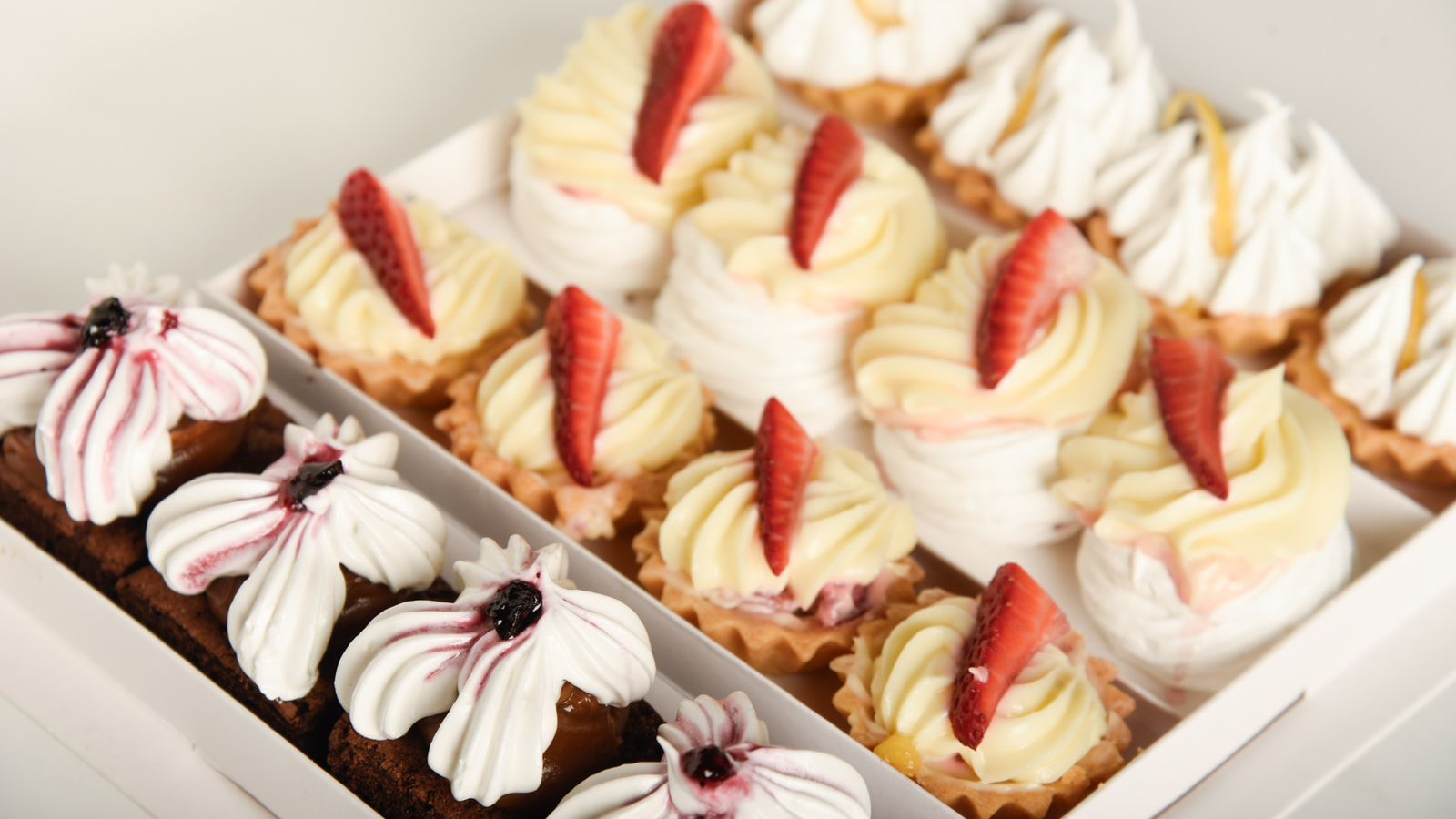 Petit fours (pastelería para compartir)