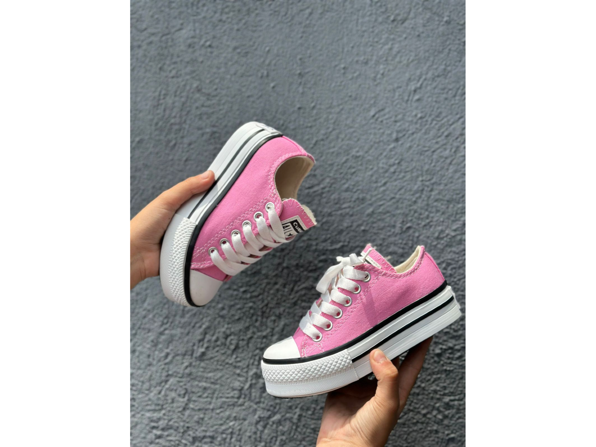 Zapatilla rosa niños