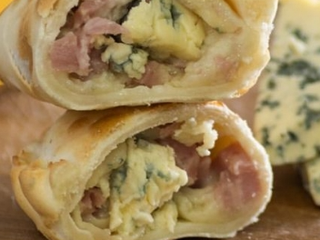 JAMON Y ROQUEFORT FRITAS