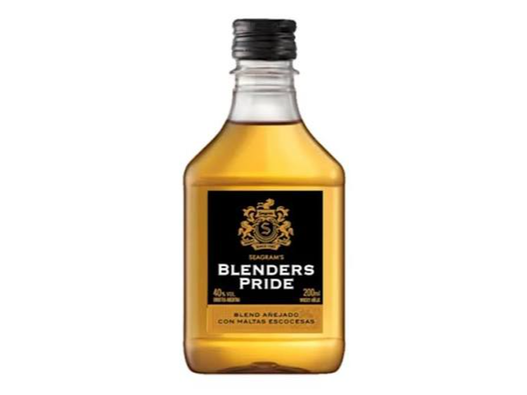 PETACA BLENDERS WHISKY