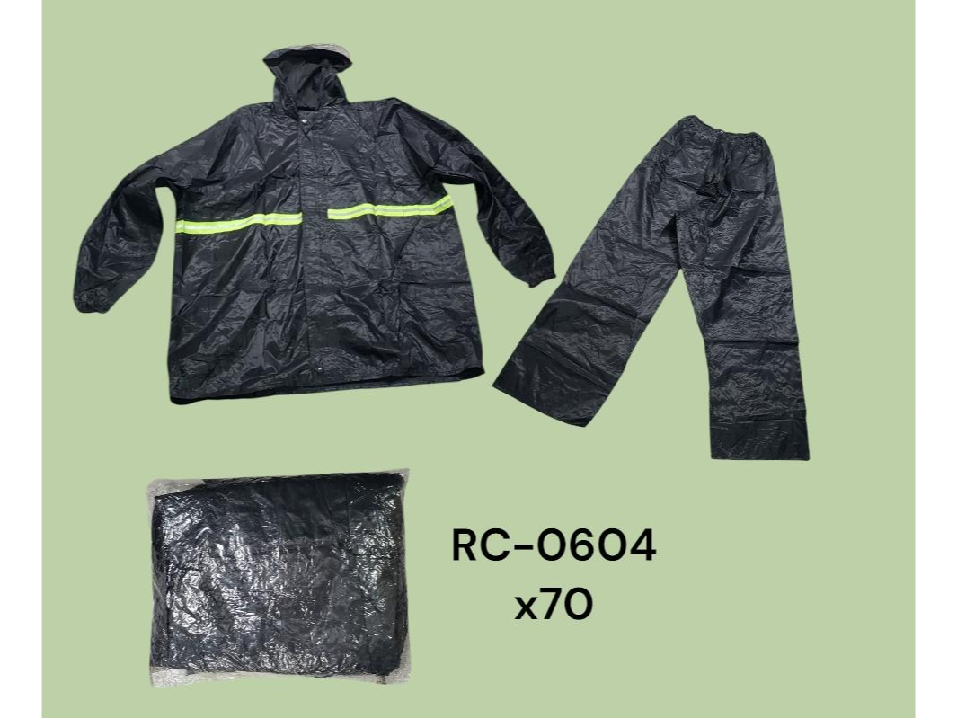 TRAJE DE LLUVIA