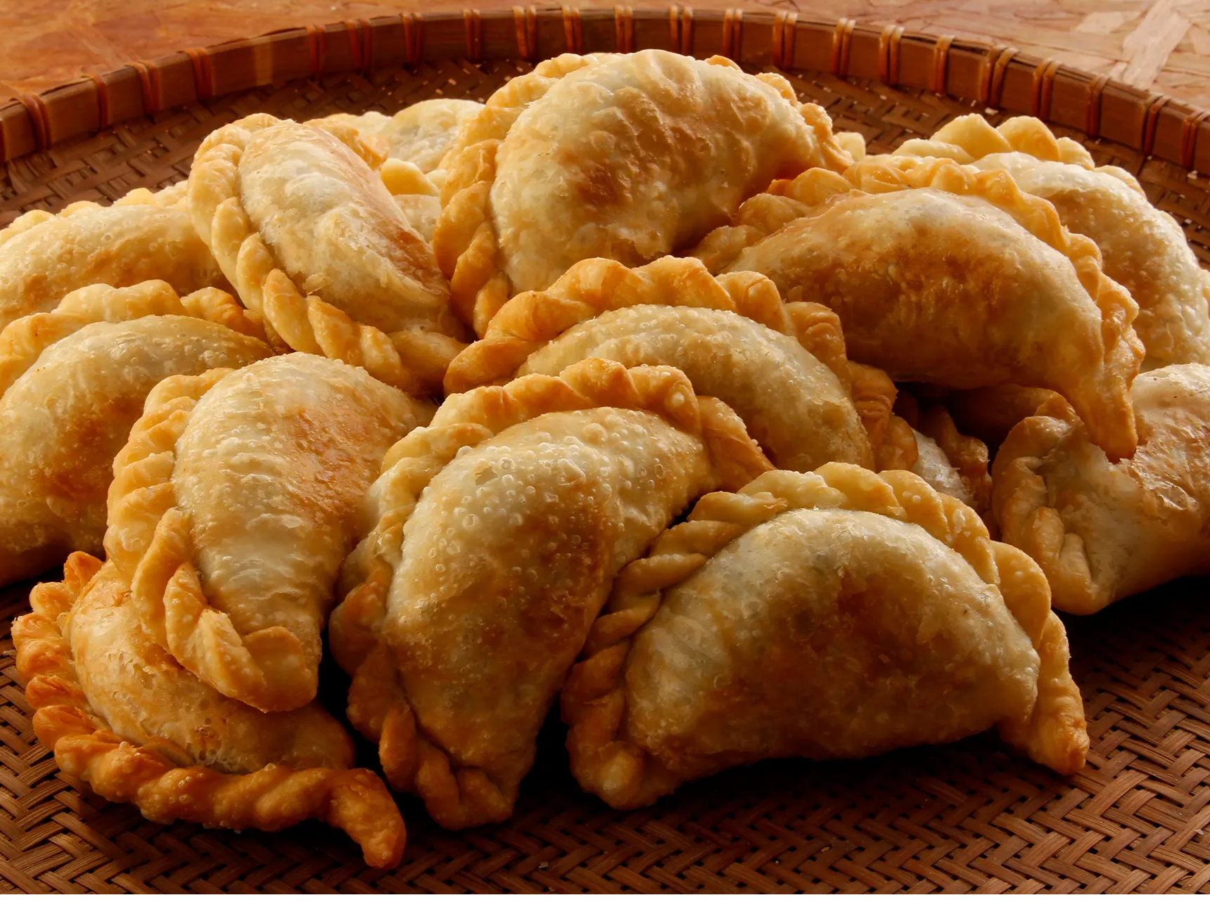 Empanada de carne frita de Taiko Sushi