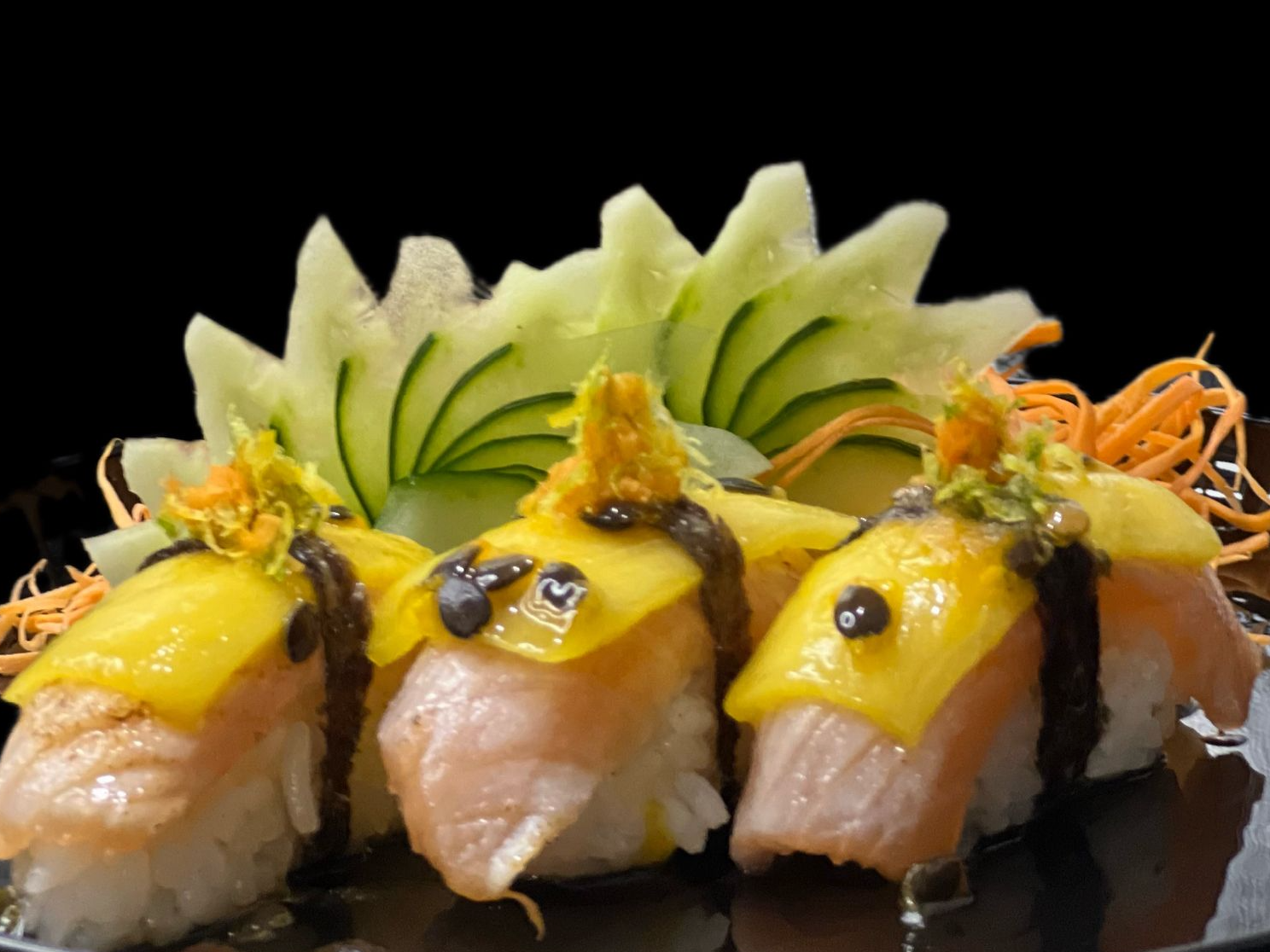 Niguiri salmón tropical