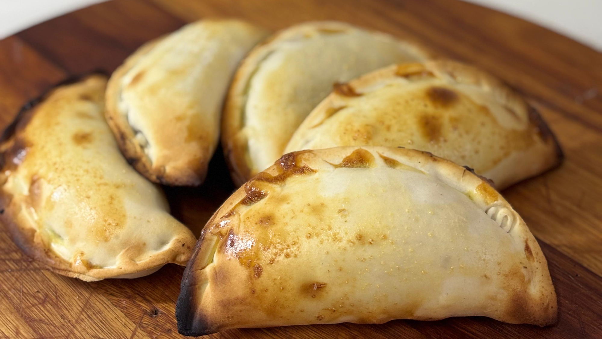 E M P A N A D A S  H O R N O