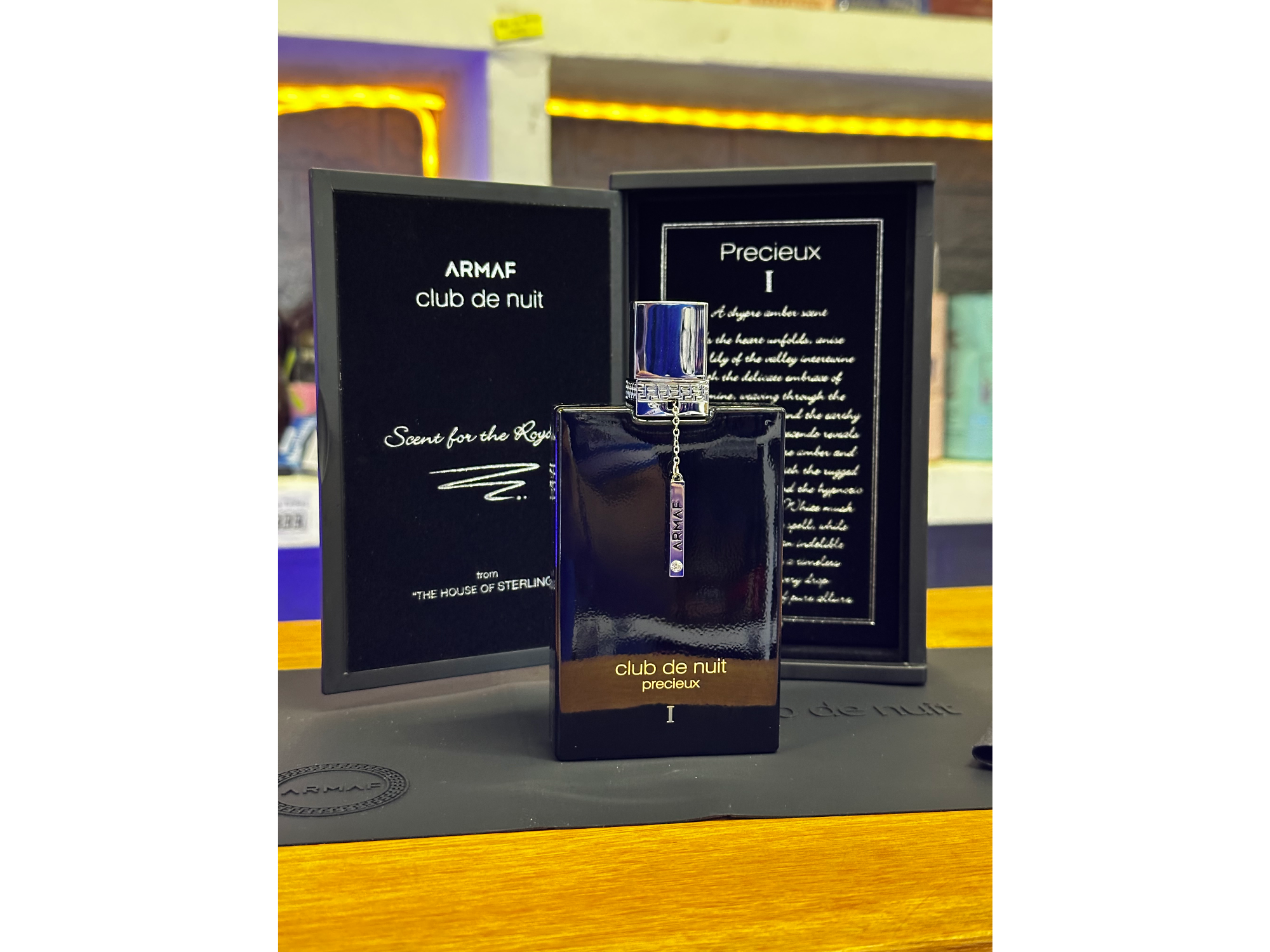 CLUB DE NUIT PRECIUX