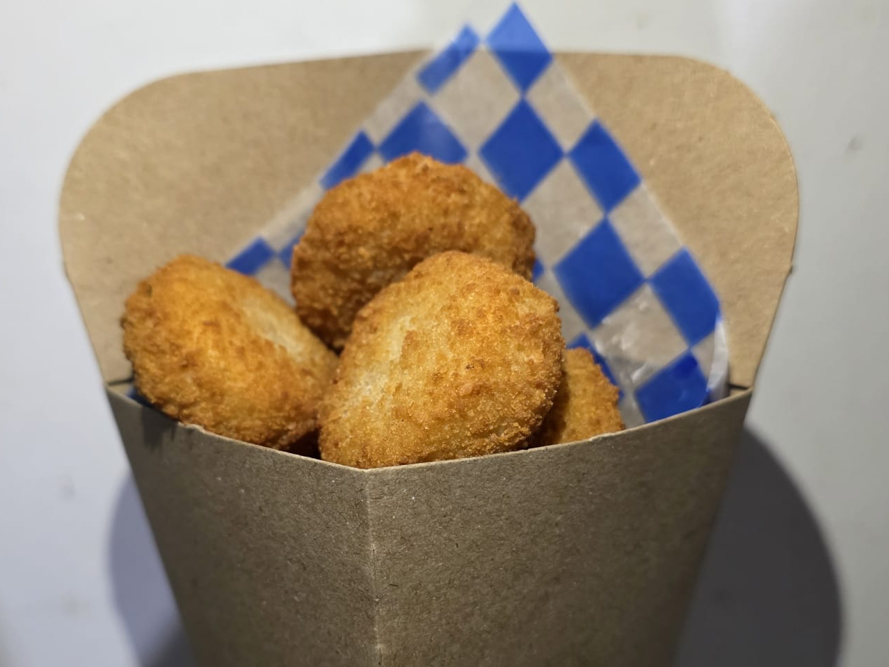 Bites de provolone y muzzarella