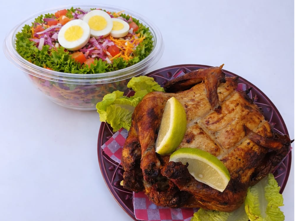 Pollo con Ensalada Mixta