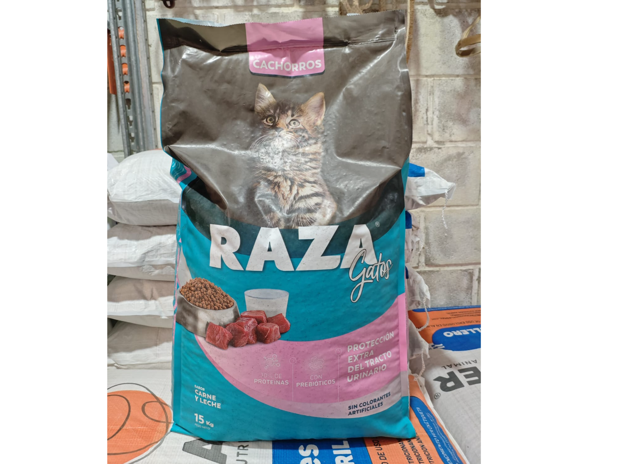 Raza Gatitos x 15 kgs