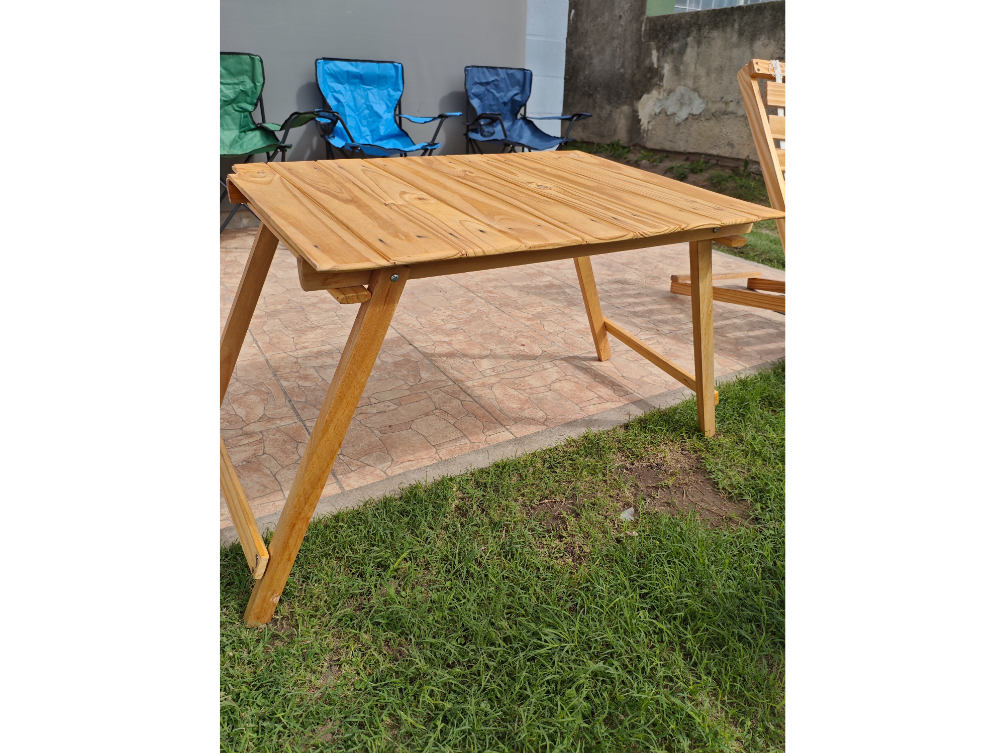 Mesa plegable de madera