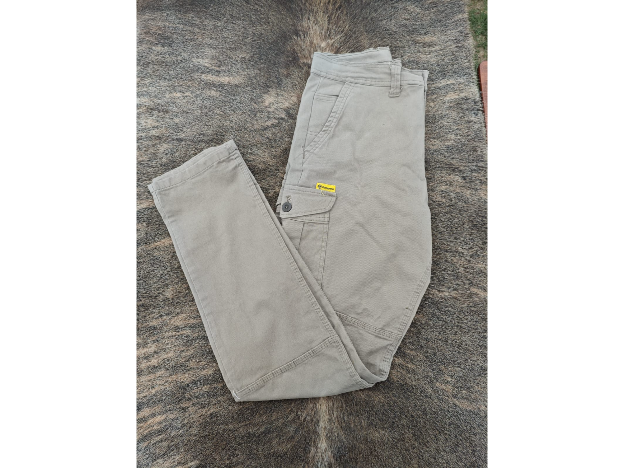 Pantalón cargo Pampero