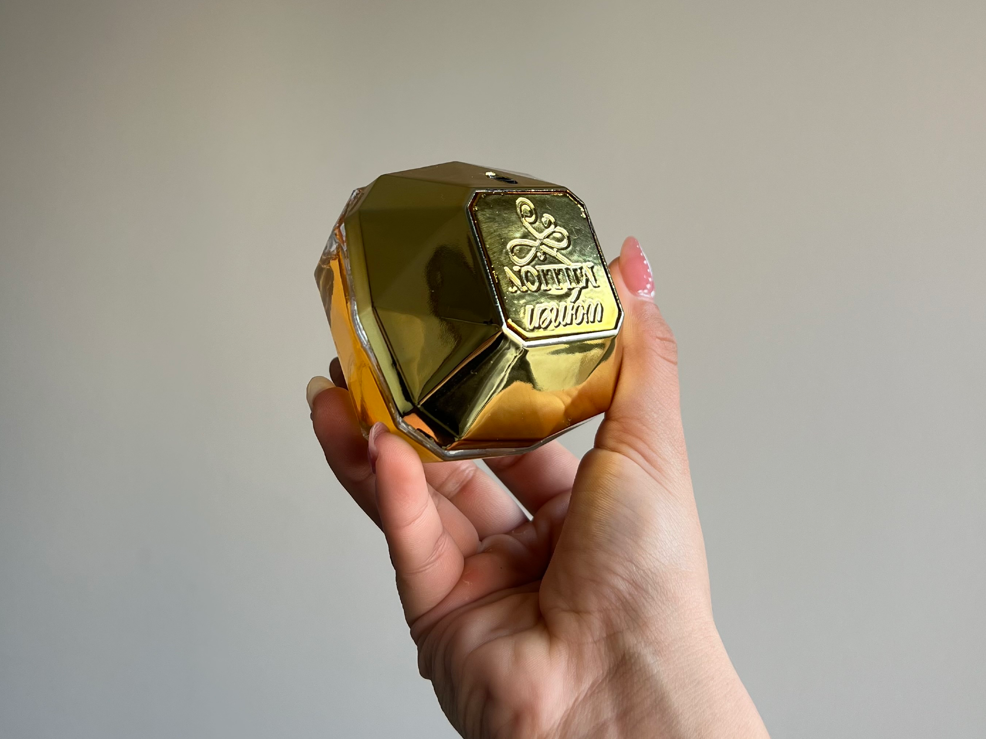 Lady Million (Mujer)