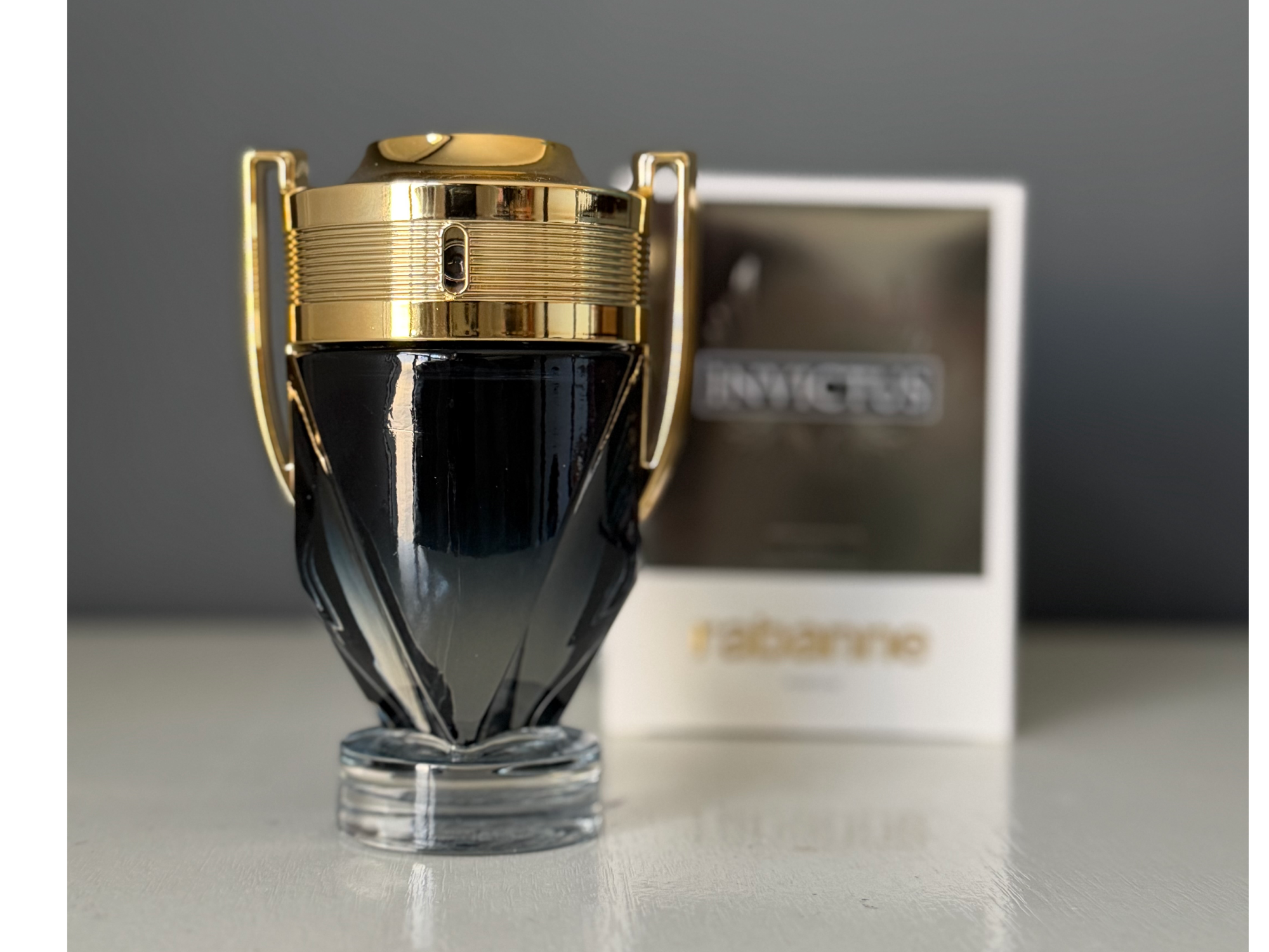 Invictus Parfum (Hombre)