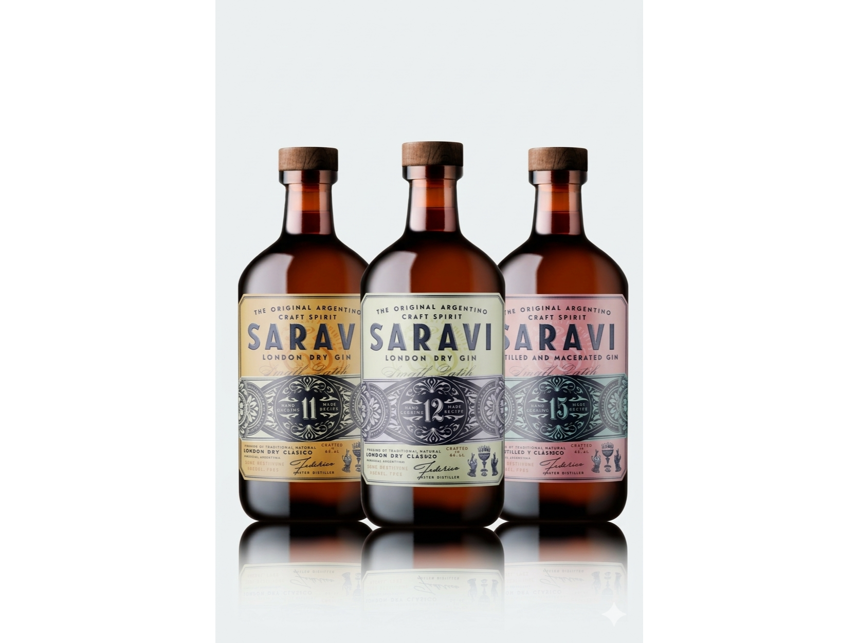 Mix 3 Botellas de gin de 500 cl "Saravi" 11/12/15 botanicos