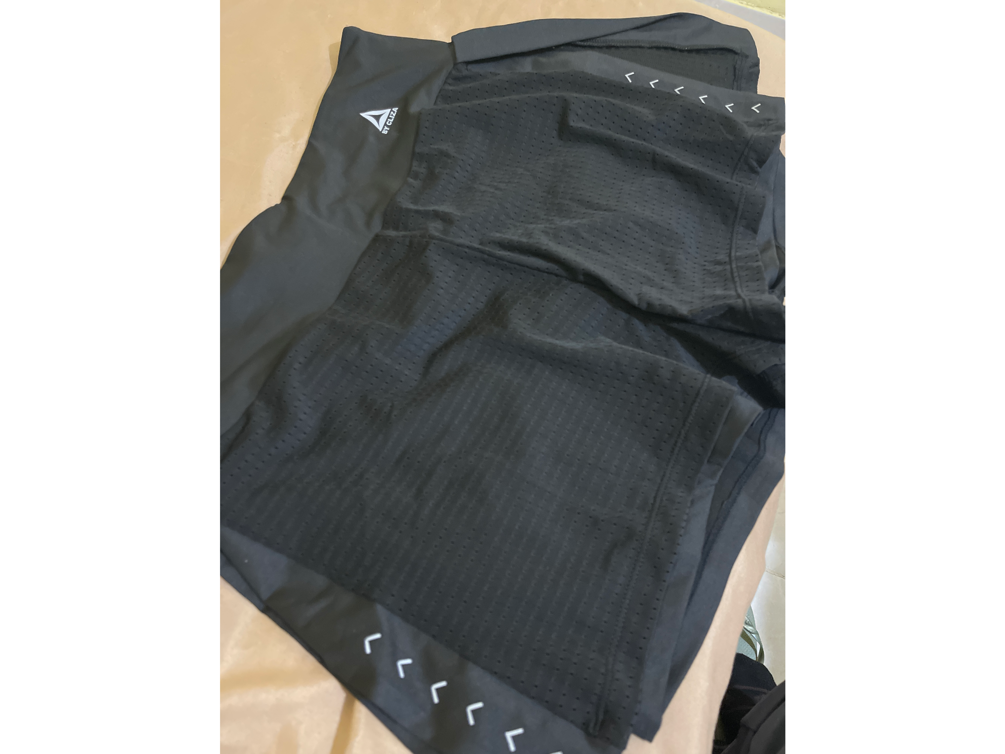 Short By Cliza
