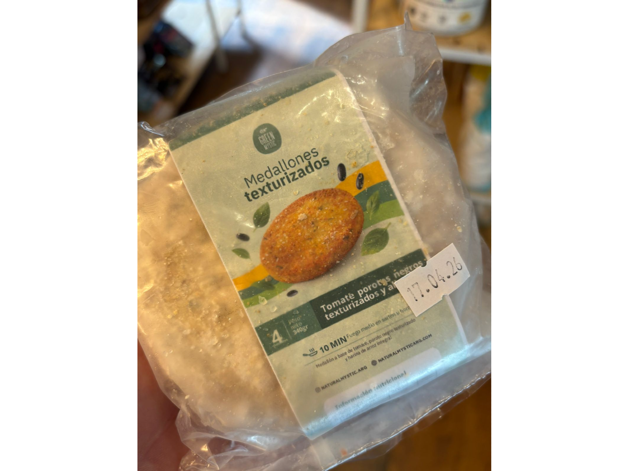 Milanesas de porotos negros, tomate y albahaca - Mystic