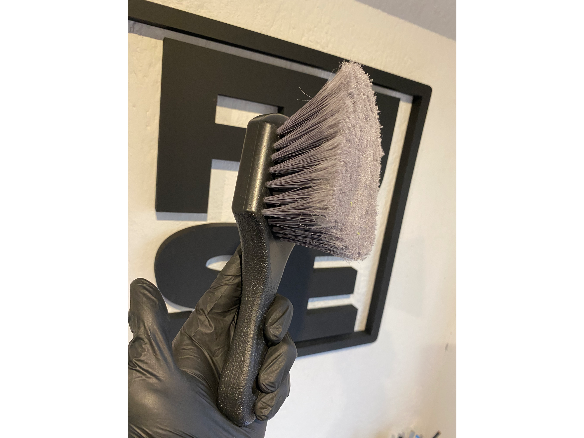 Cepillo corto tyt pasa ruedas Laffitte