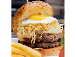 Pobre Burger Con Papas Fritas