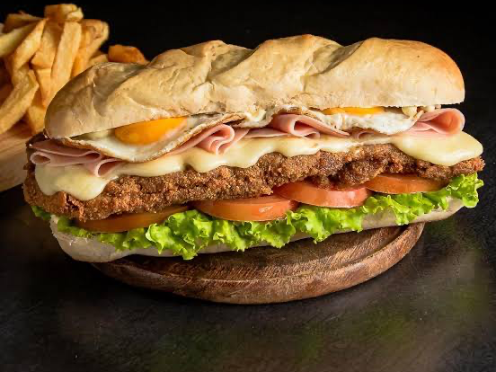 Milanesa de pollo completa