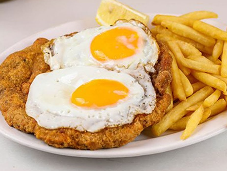 Milanesa de pollo a caballo