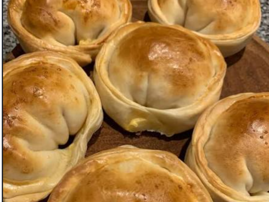 12 Empanadas de Jamón y Queso
