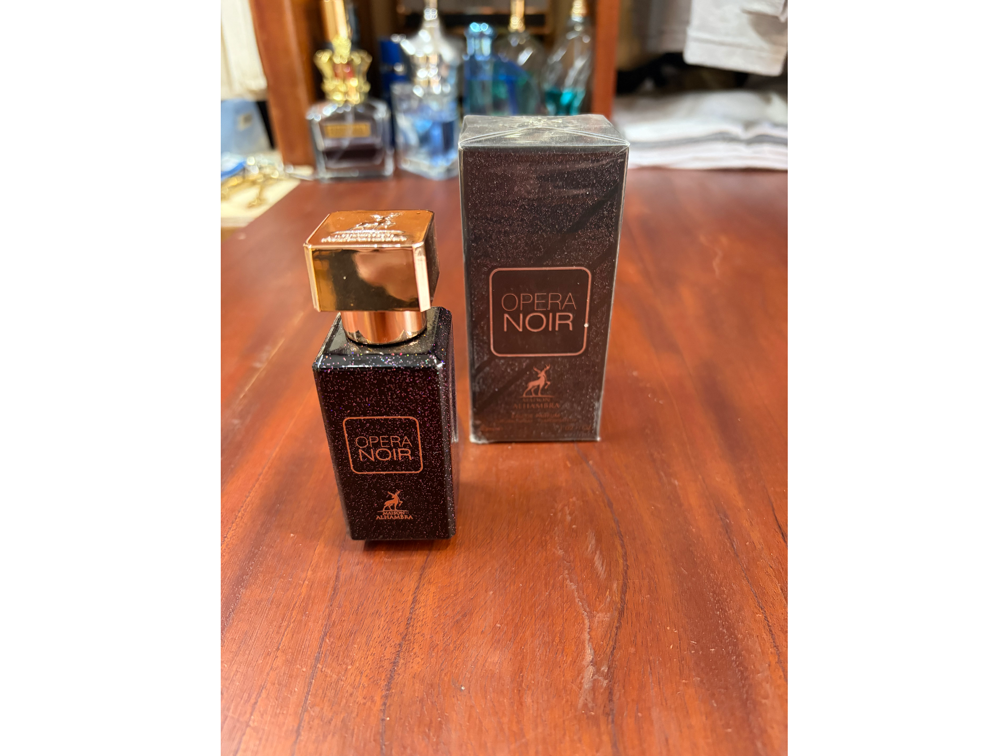 Ópera noir de maison alhambra 30ml
