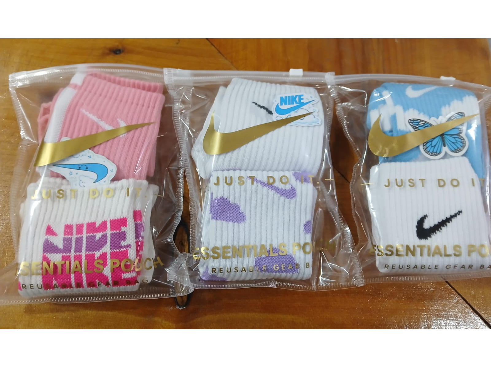 BOLSA DE MEDIAS POUCH