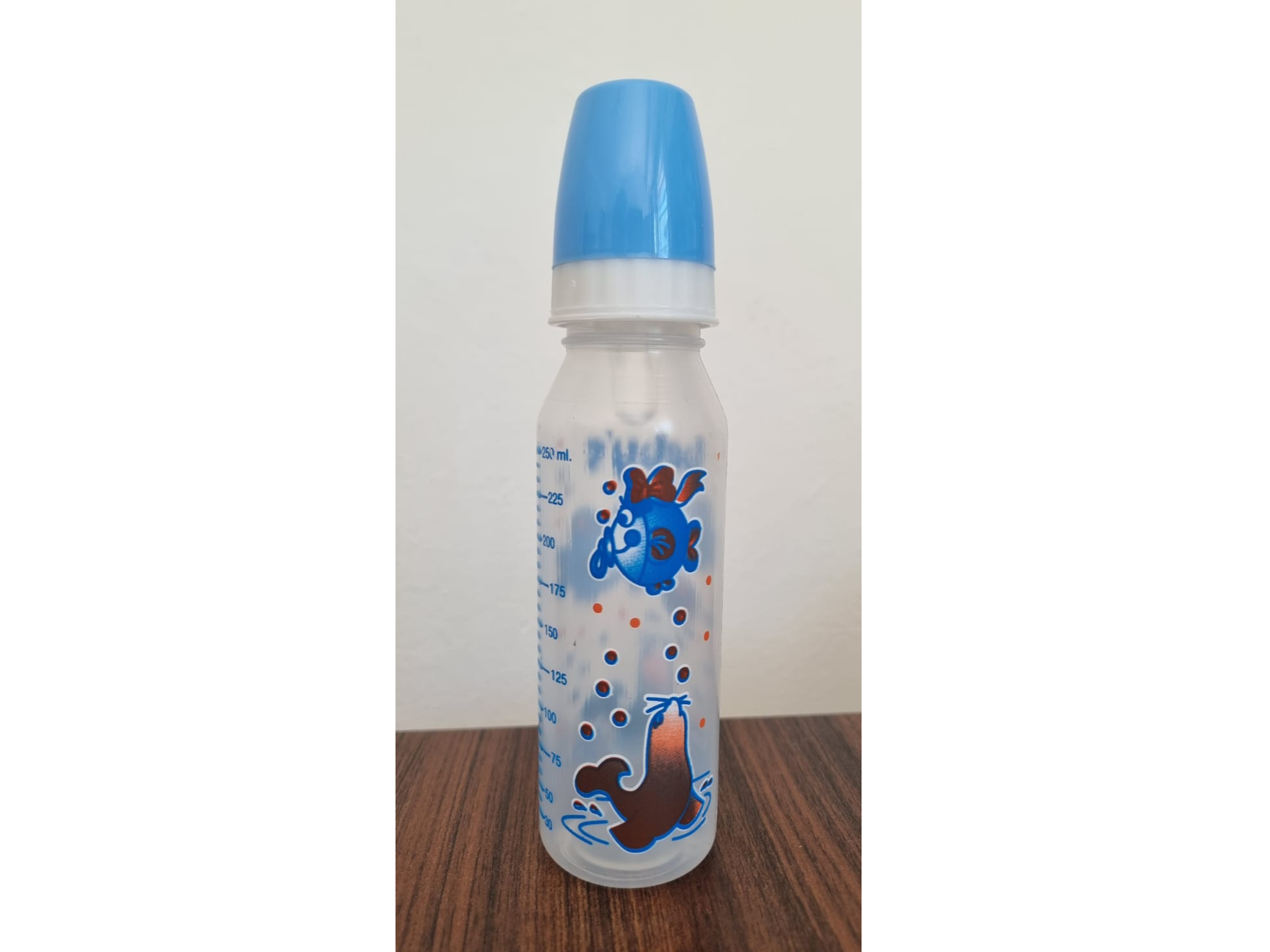 MAMADERA DECORADA CON DIBUJOS REDONDA BEBYS X 250C