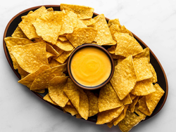 Nachos + 2 dips 80cc
