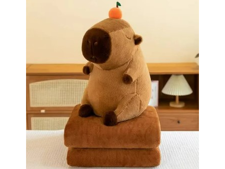 PELUCHE CAPYBARA NARANJA BALA06