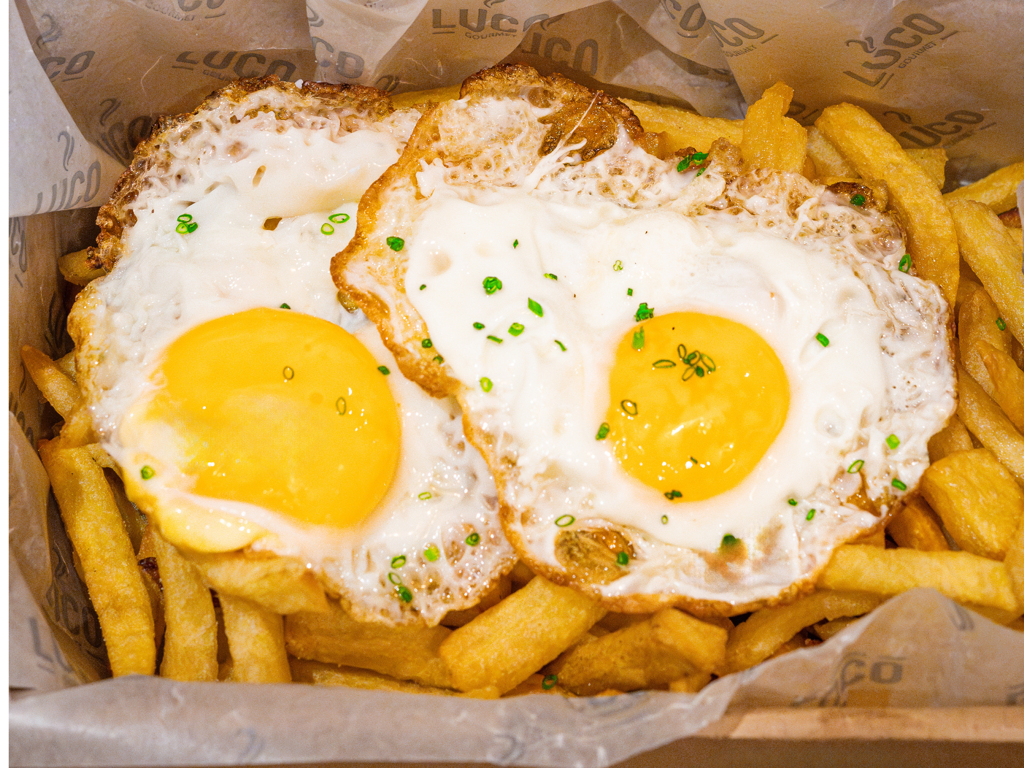 Papas fritas cocinadas con huevo 200 gr
