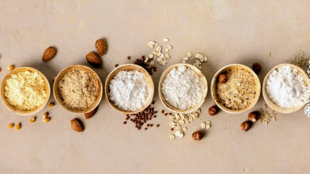 HARINAS,  FÉCULAS  Y LEUDANTES