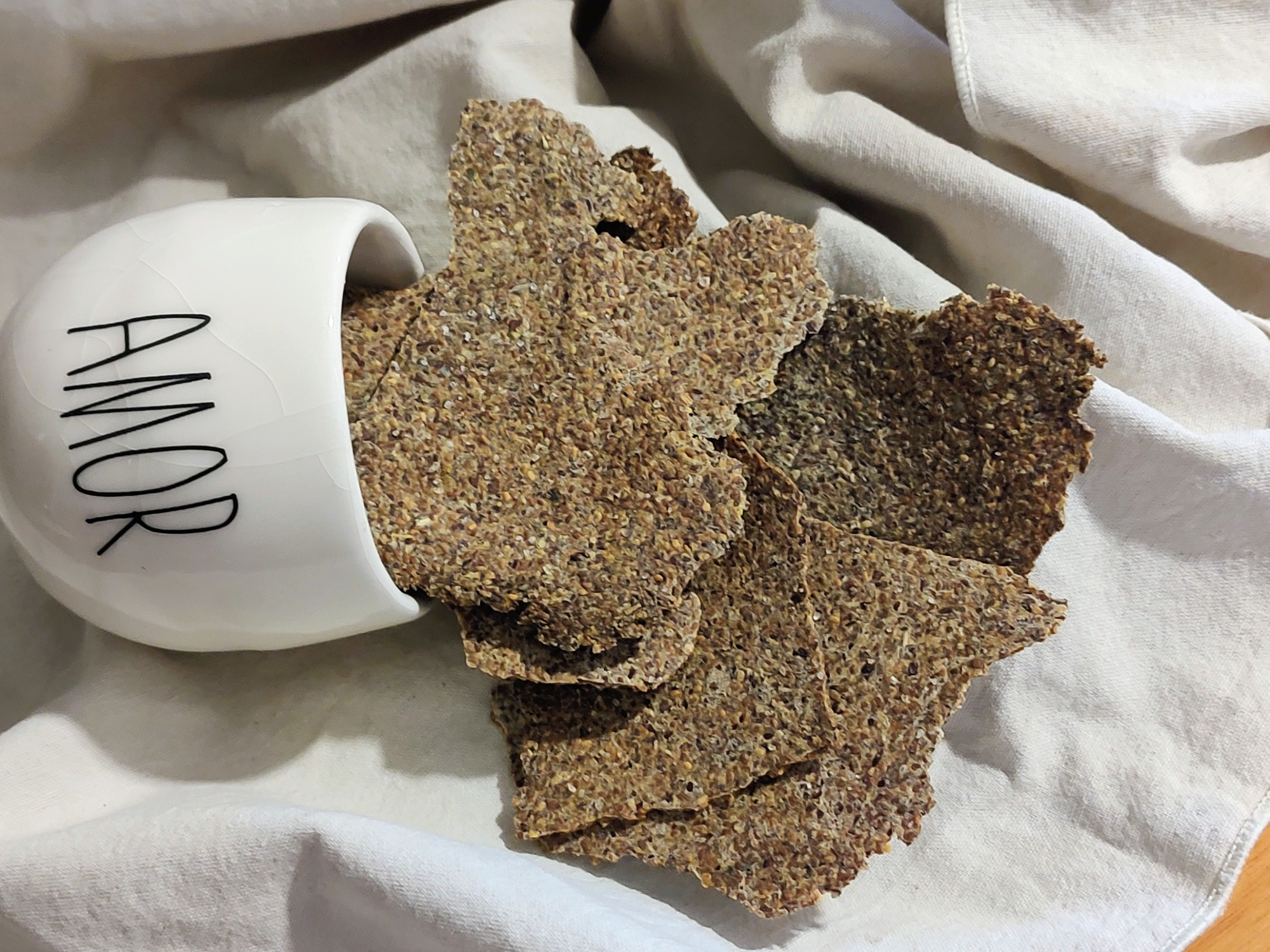 Crackers de chía, lino y mandioca  200 grs