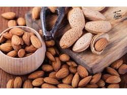 ***  250 GRS    DE ALMENDRAS NATURALES