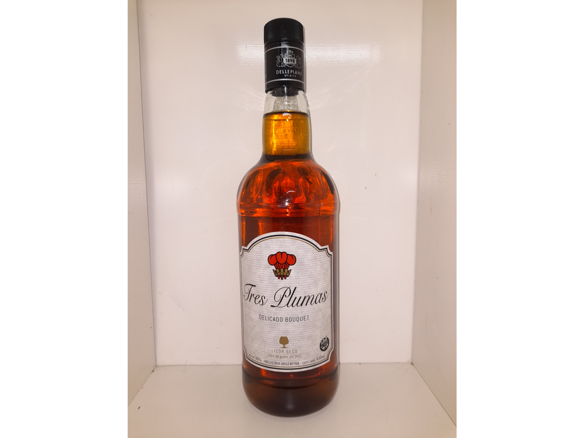 Tres plumas licor 930ml