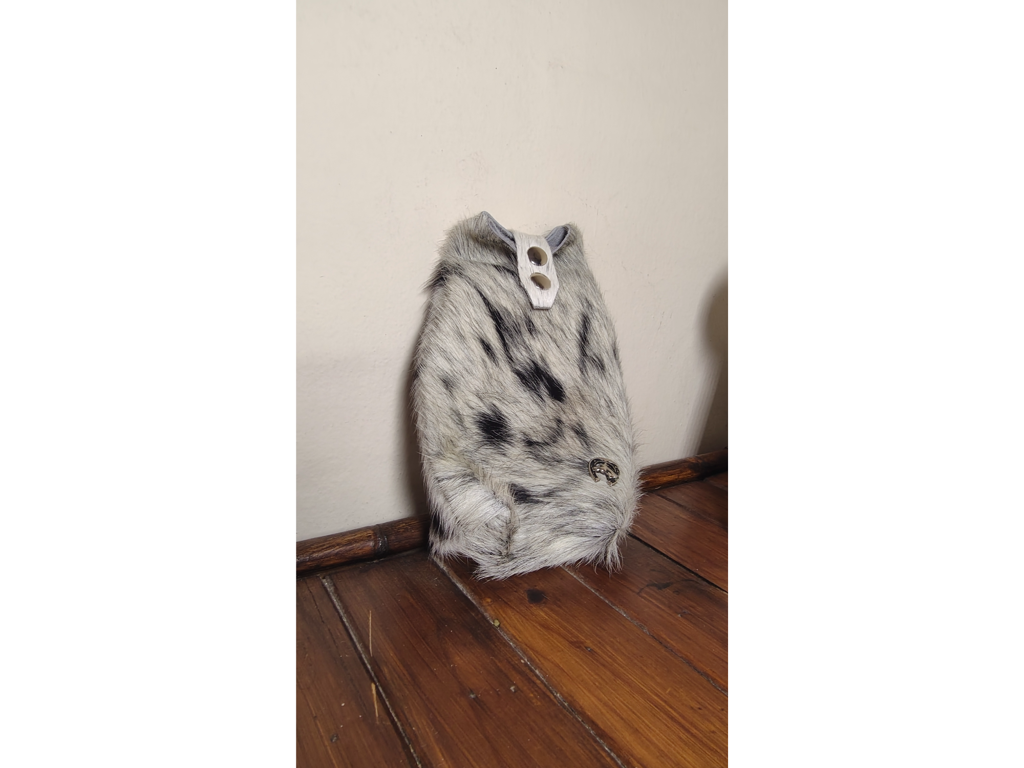 Yerbera de cuero con pelo