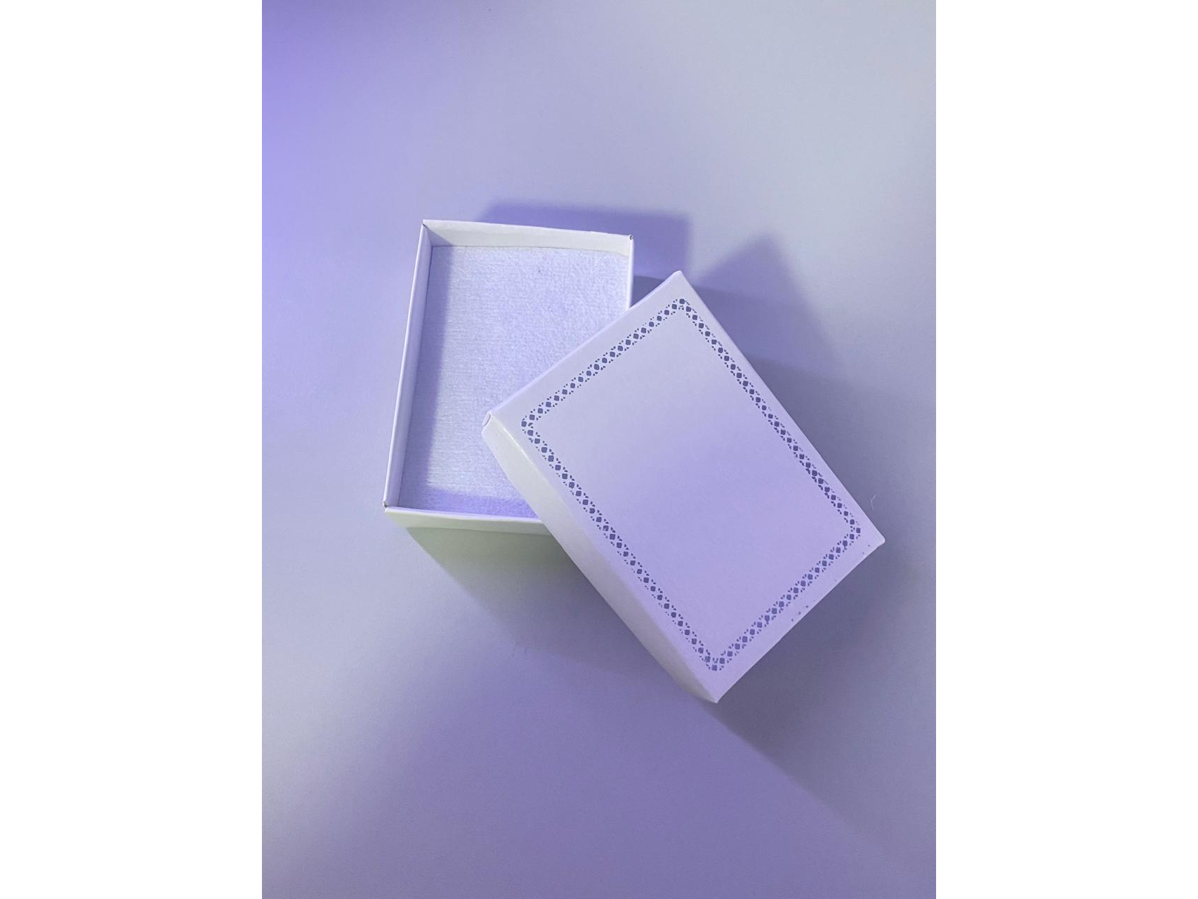 CAJA CADENA Y MEDALLA
