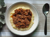 OSOBUCO DESMENUZADO CON PURÉ DE PAPAS RÚSTICO