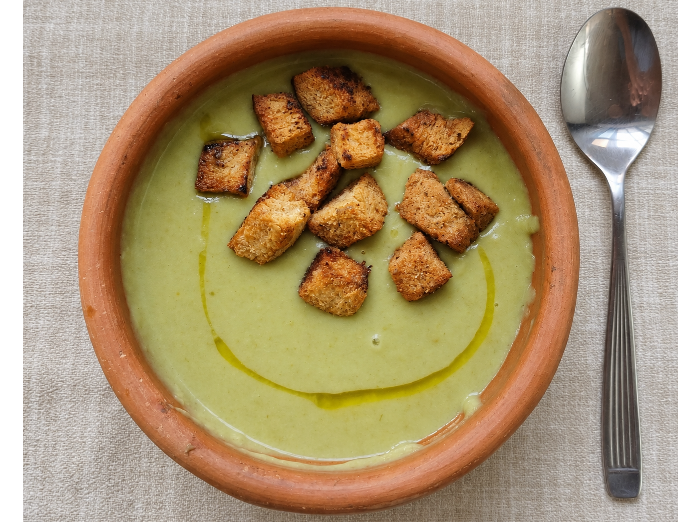 SOPA DE PAPA Y PUERRO (VICHYSSOISE)